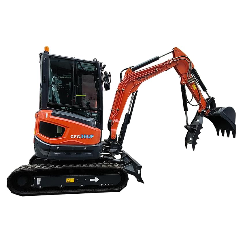 2.8 Ton, Kubota Diesel Engine Mini Excavator w/ Hydraulic Thumb | CFG-35UF - Image 6